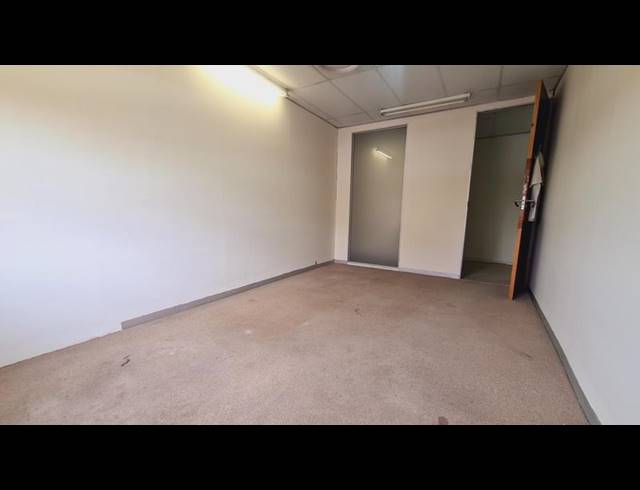 BUSINESS PROPERTY TO RENT IN TYGER VALLEY